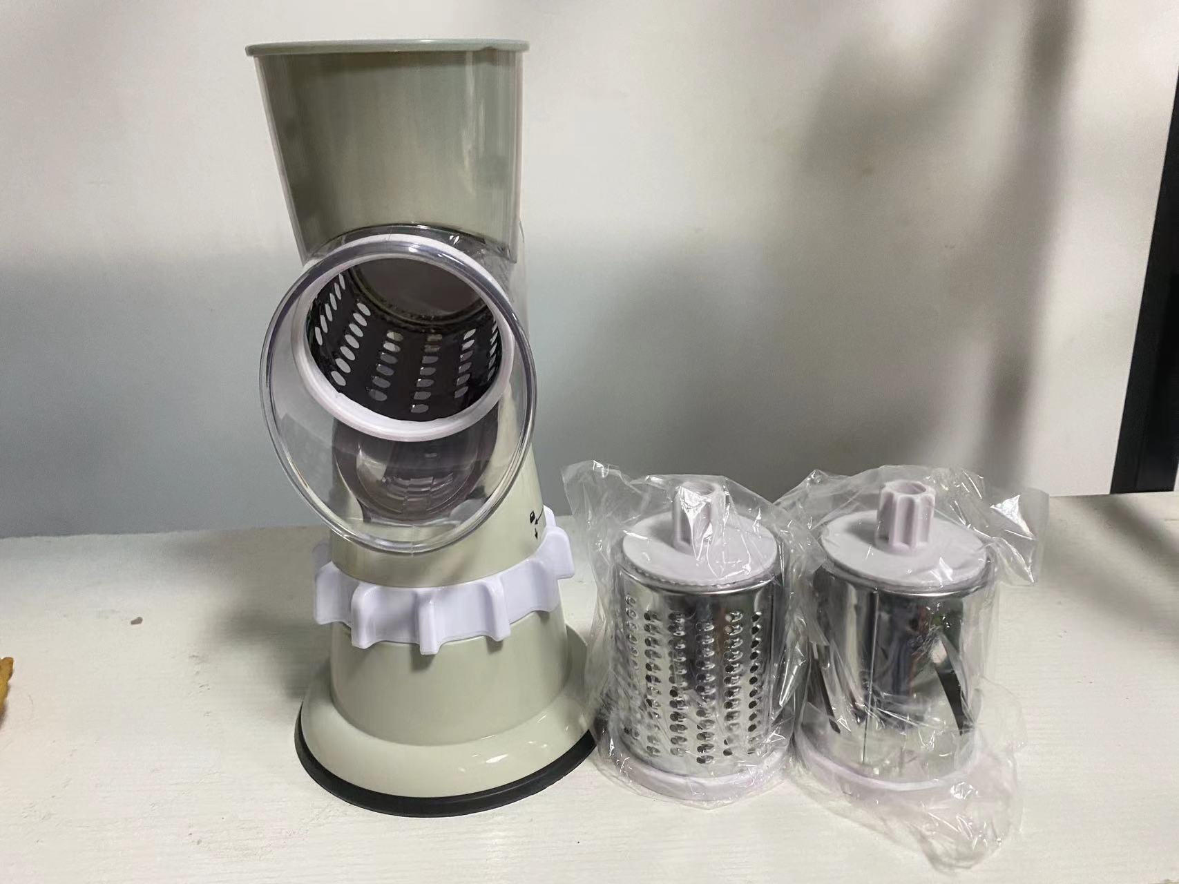 Sleek Manual Kitchen Chopper - Image 3